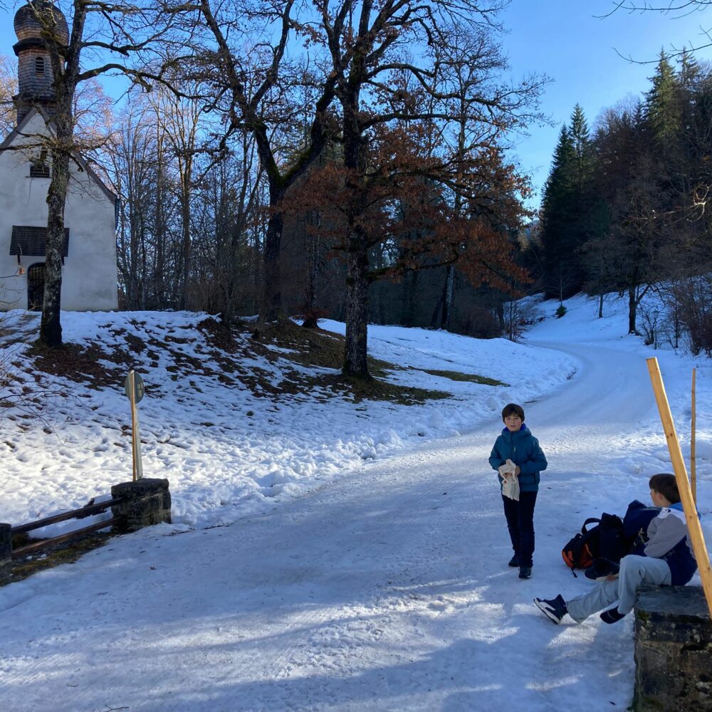 WhatsApp Image 2025-12-10 at 11.37.04 (2)