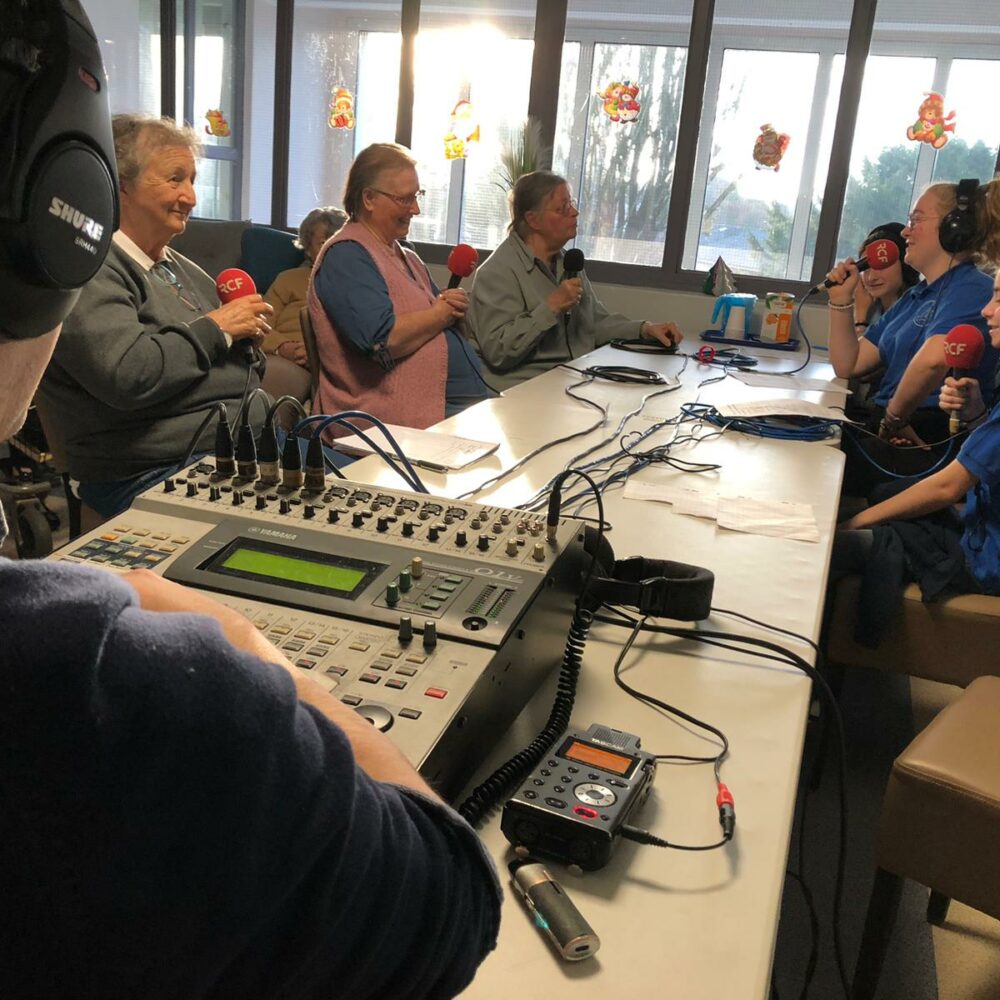 WhatsApp Image 2025-12-12 at 16.21.44 WhatsApp Image 2025-12-12 at 16.21.44